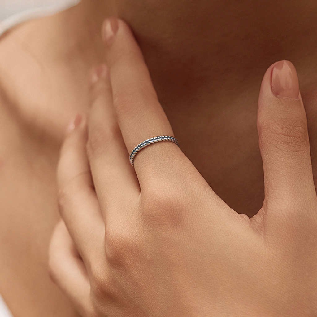 925 Sterling Silver Vintage Twist Ring